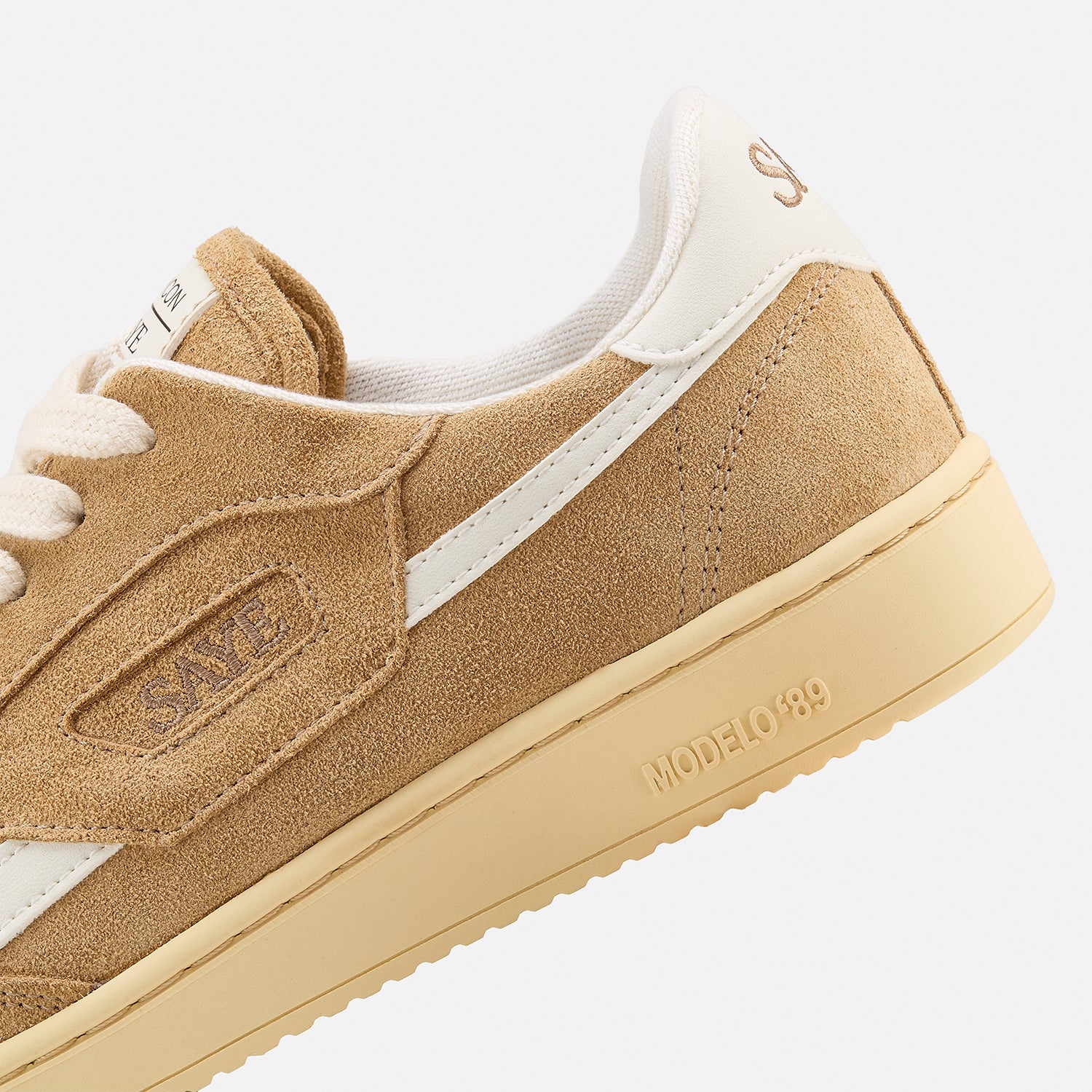 saye-m89-icon-retro-sneaker-biscuit image 6