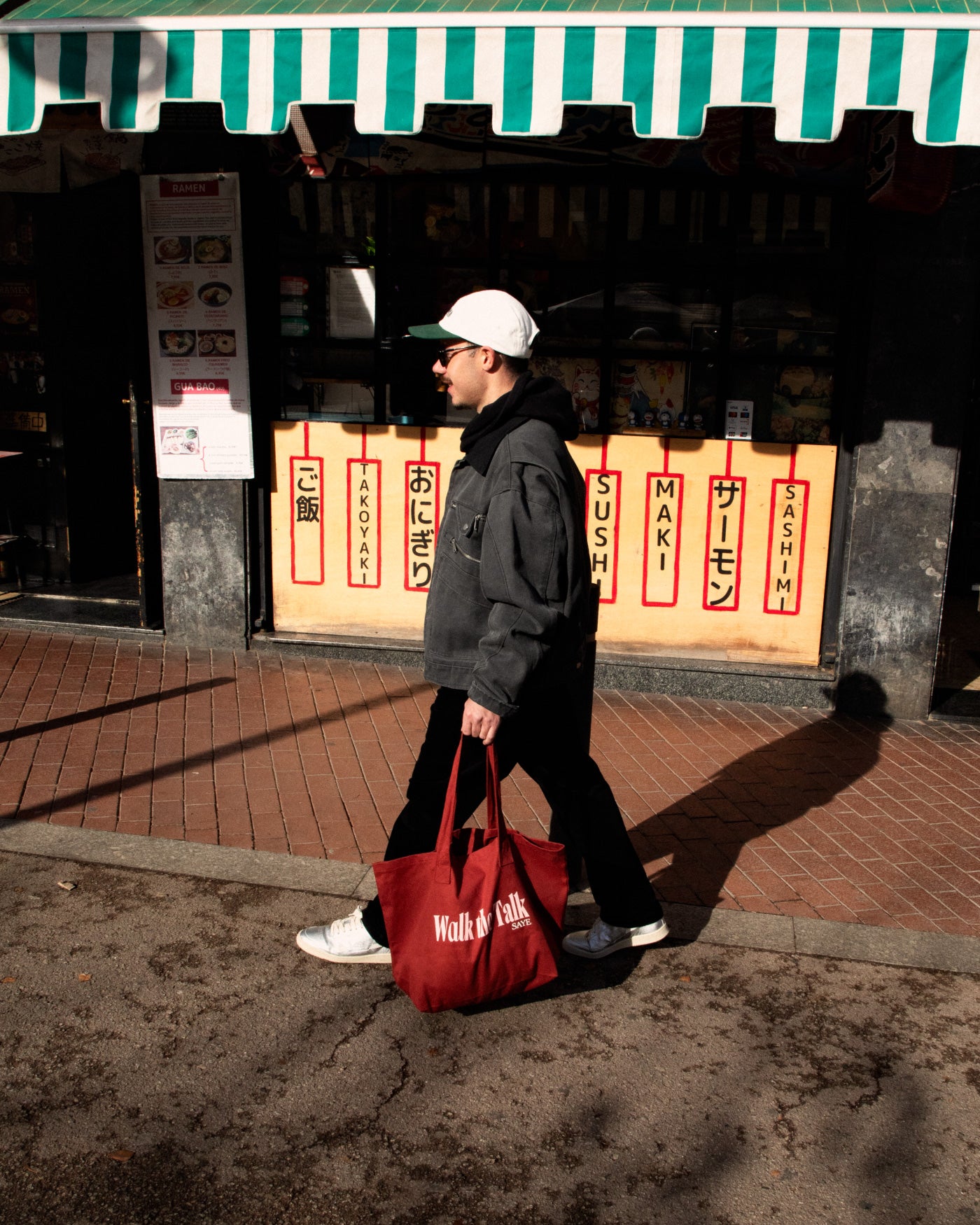 saye-walk-the-talk-totebag image 6