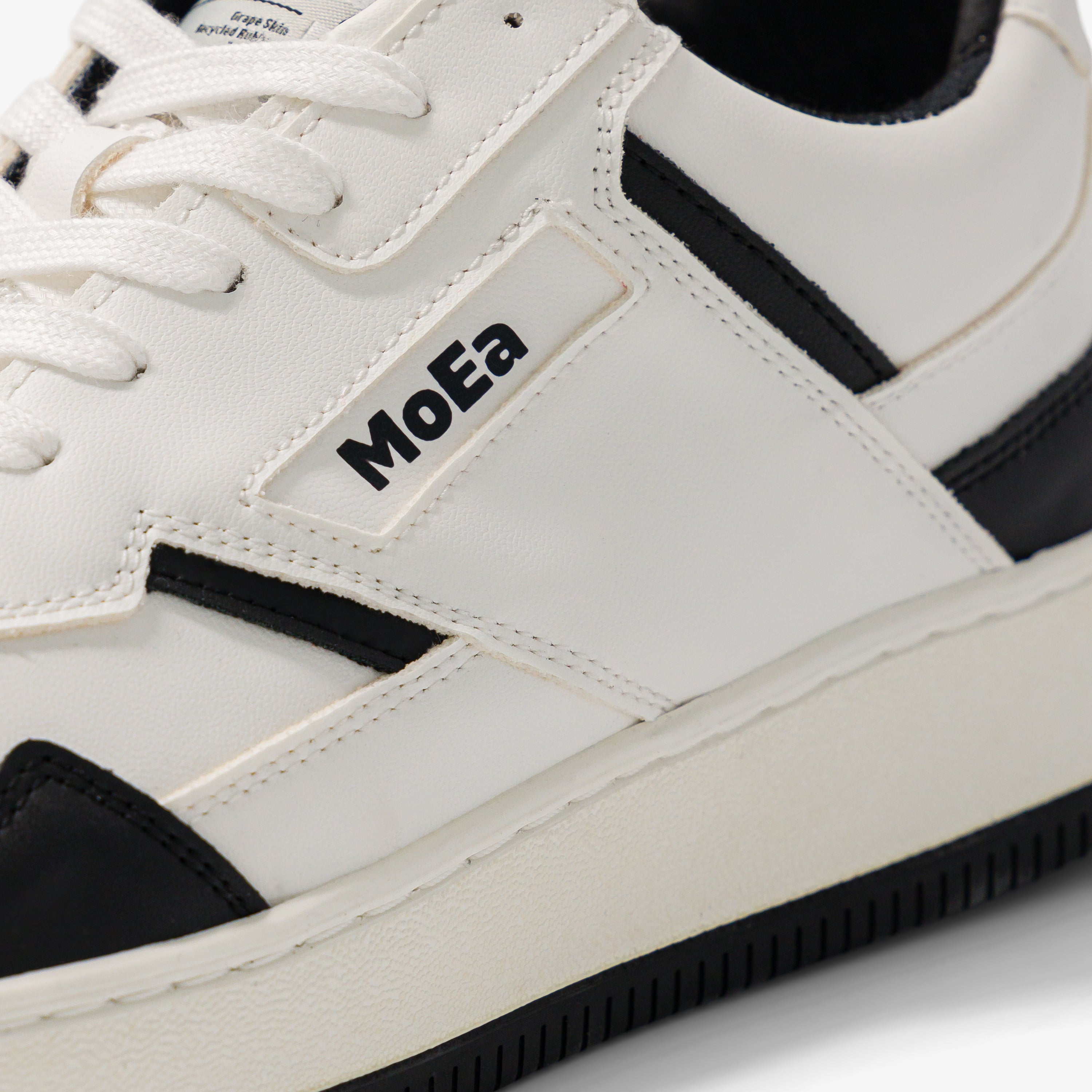 moea-gen1-sport-grapes-white-black-vegan-sneaker image 5