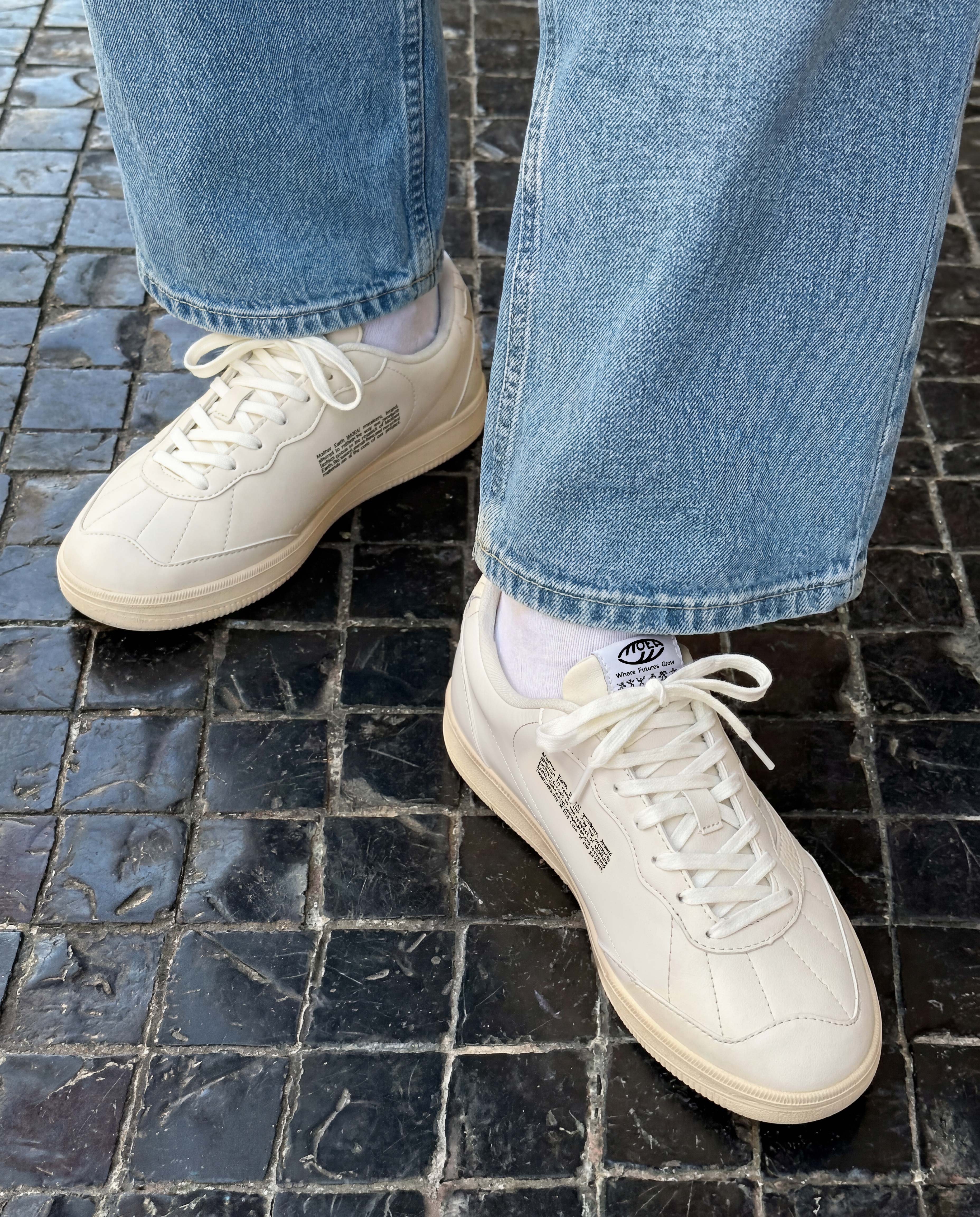 moea-flow-off-white-mushroom-veganer-sneaker image 3