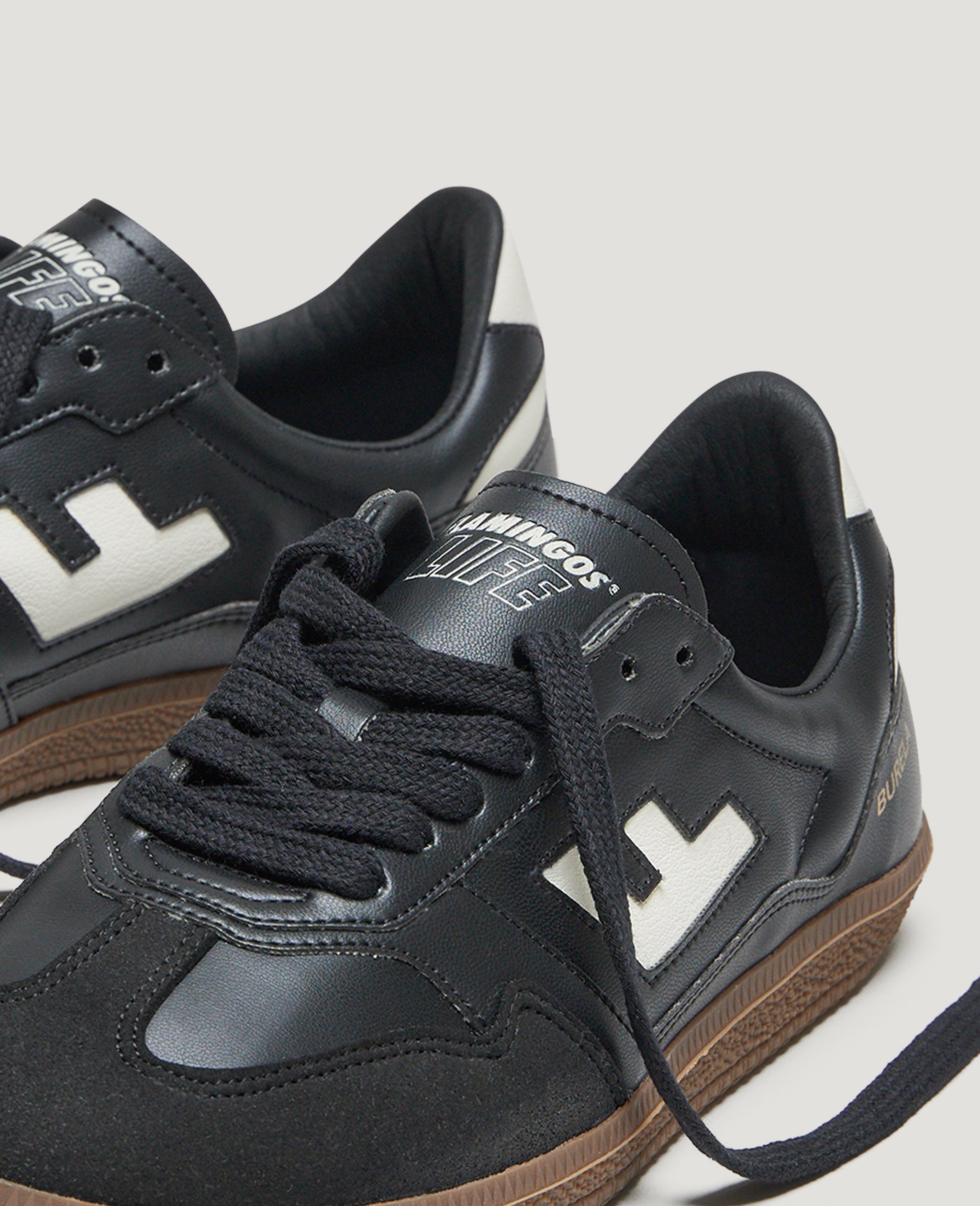 flamingos-life-burela-slim-black-veganer-skate-sneaker image 3