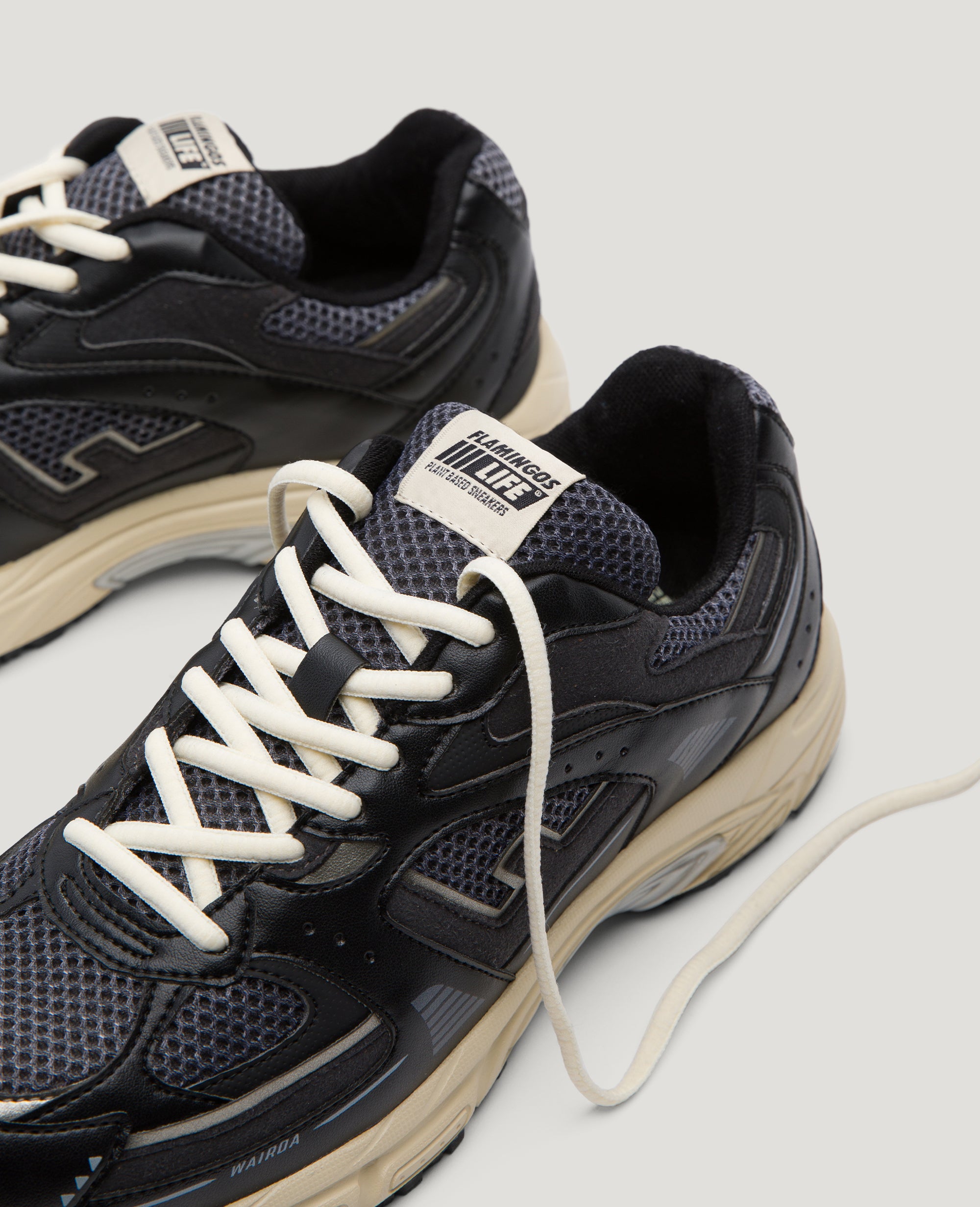 flamingos-life-wairoa-black-smoke-veganer-sneaker image 3