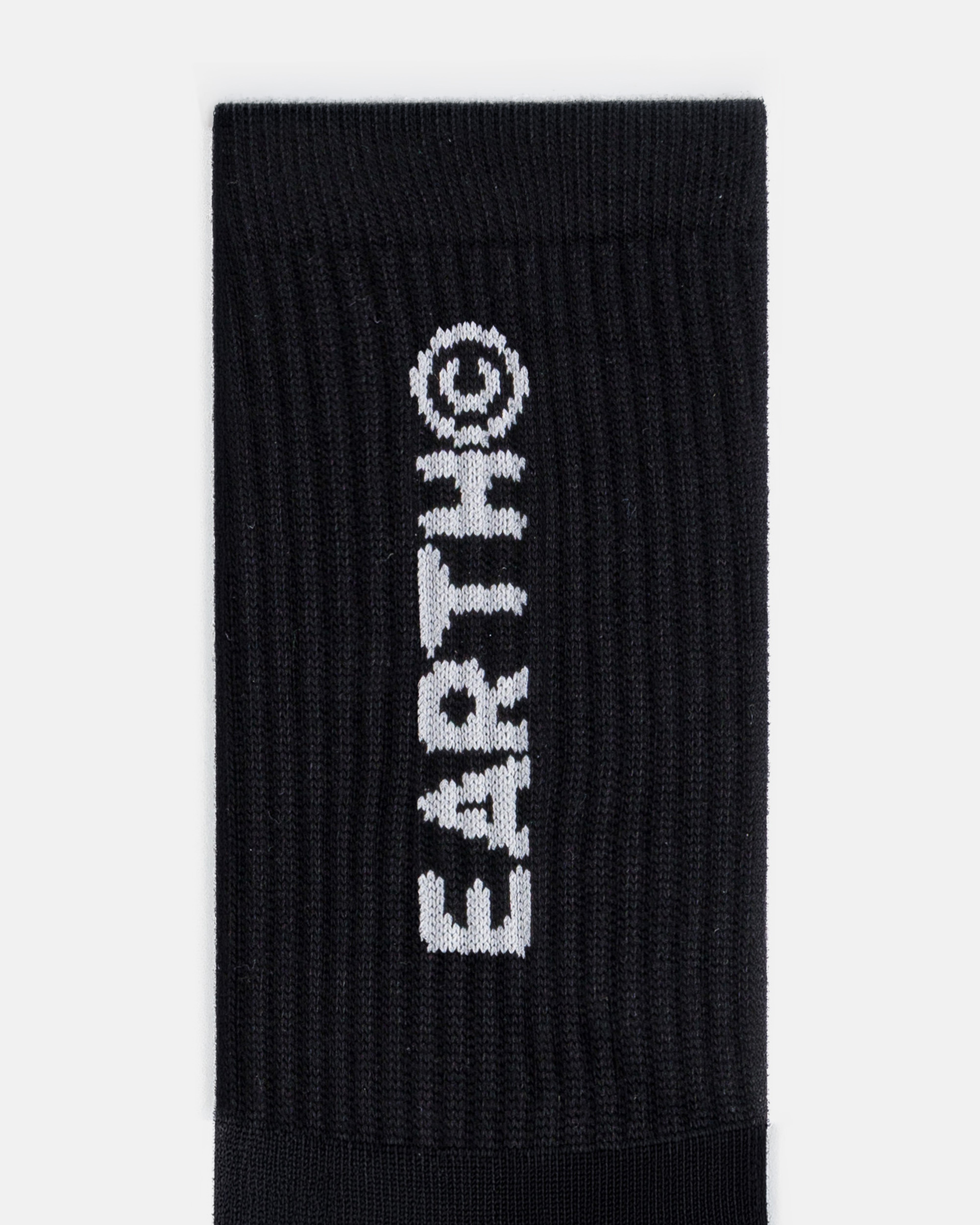 moea-socks-mother-earth-socken-black image 3
