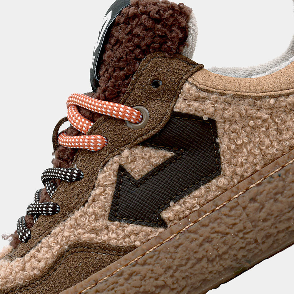 id-eight-uriduri-teddy-brown-vegane-sneaker image 6