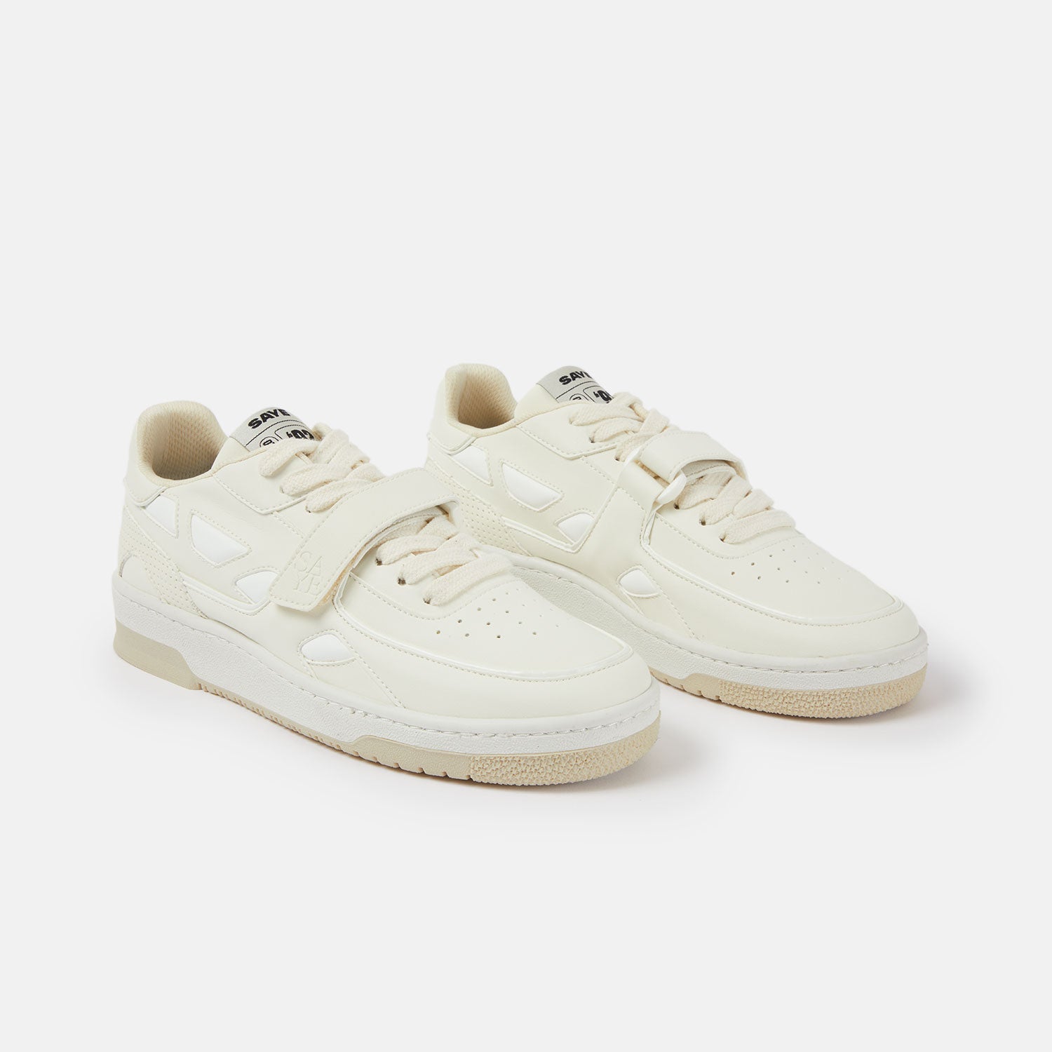 saye-m92-bold-off-white-vegan-sneaker-unisex image 3