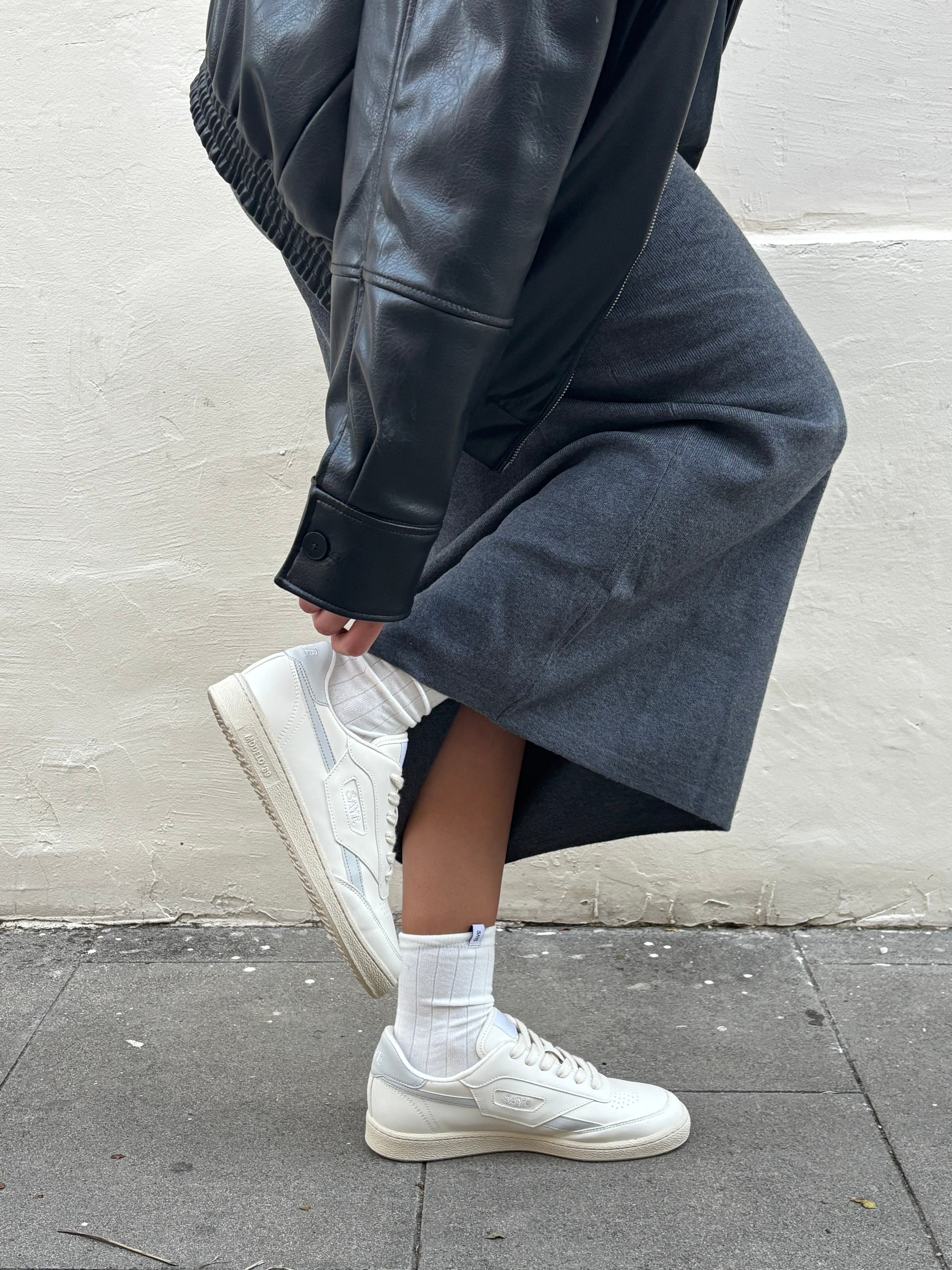 saye-m89-icon-cloud-unisex-retro-sneaker-vegan image 3