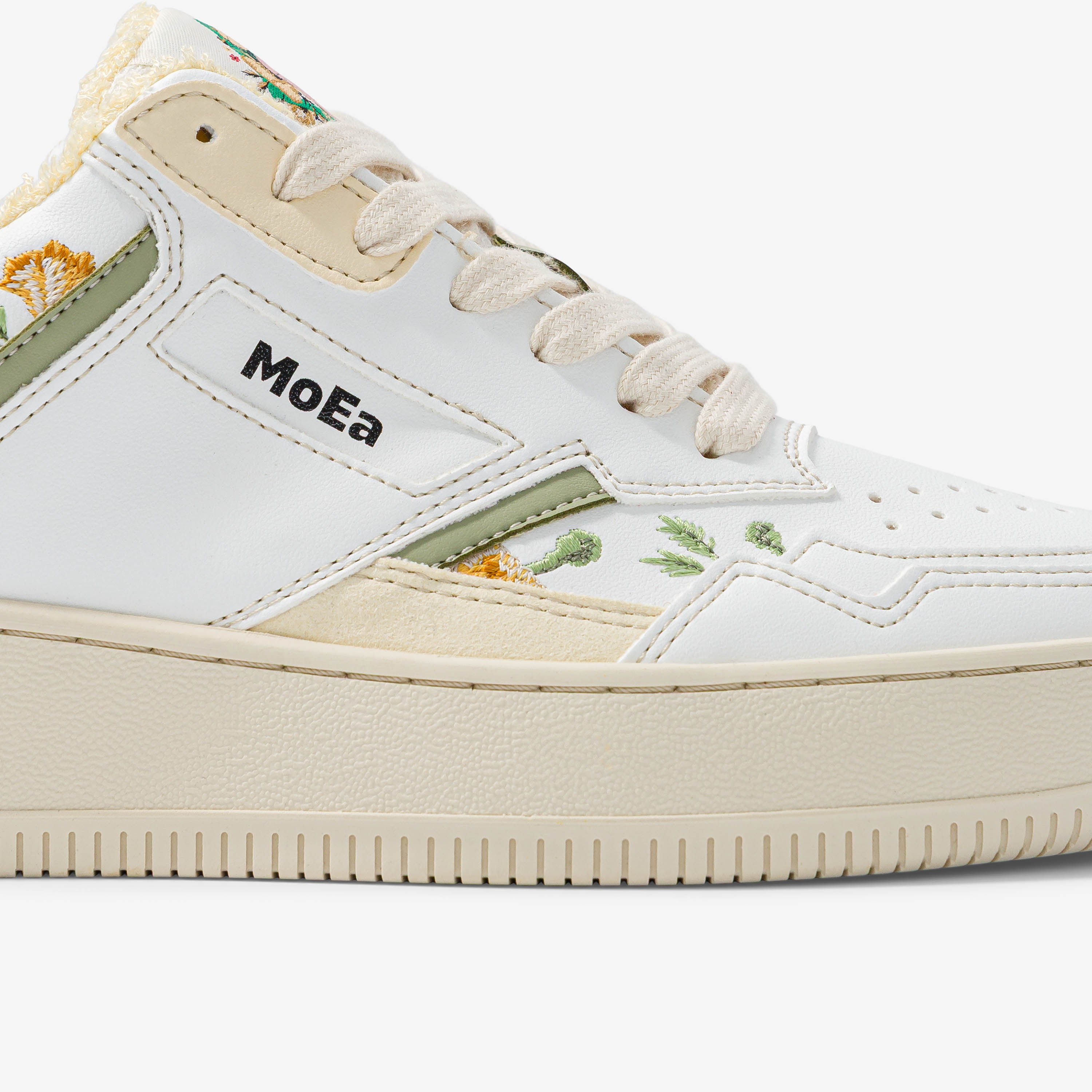 moea-gen1-frida-kahlo-x-moea-flower-nostalgia-sneaker image 5