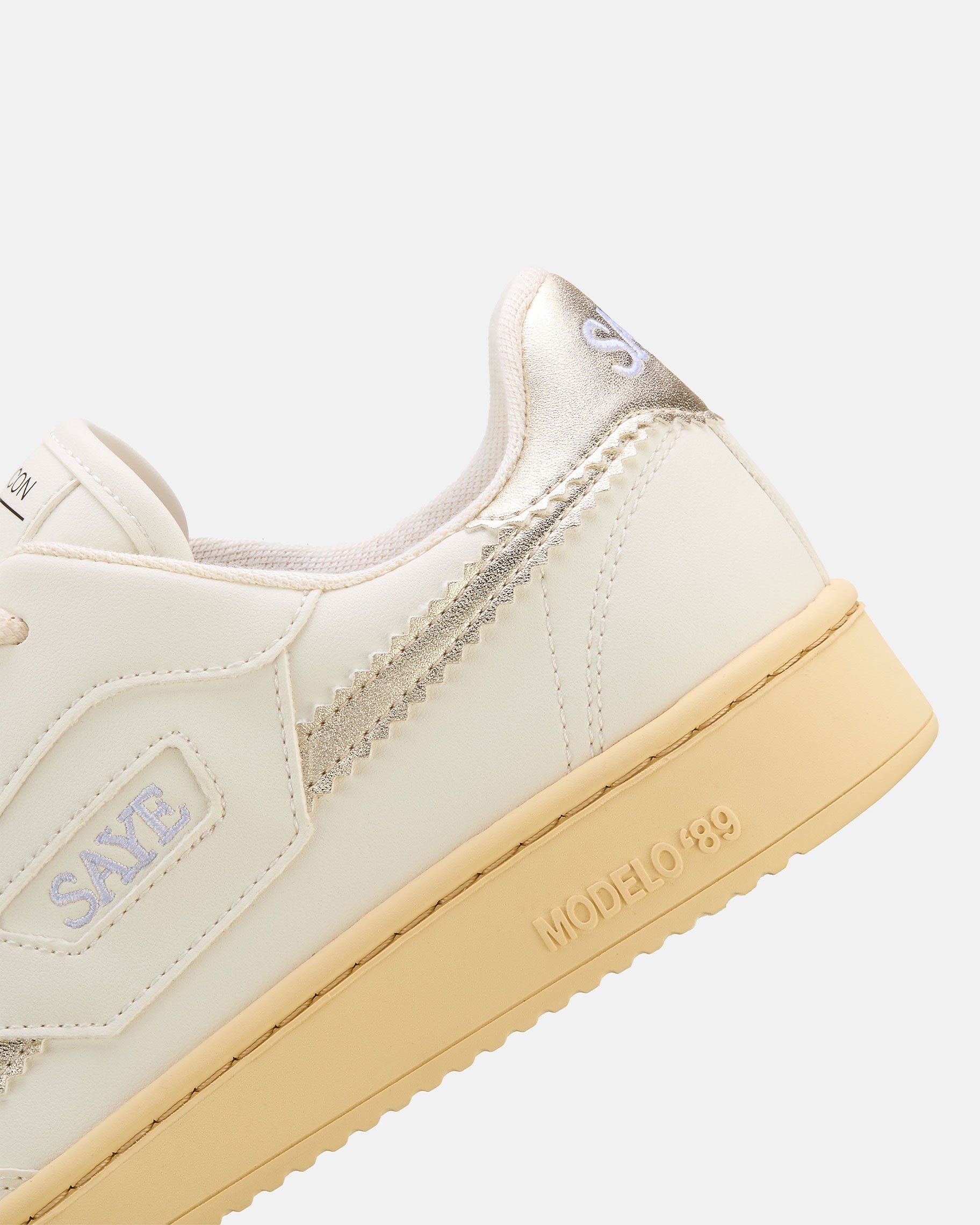 saye-m89-icon-vegane-retro-sneaker-metallic-gold image 6