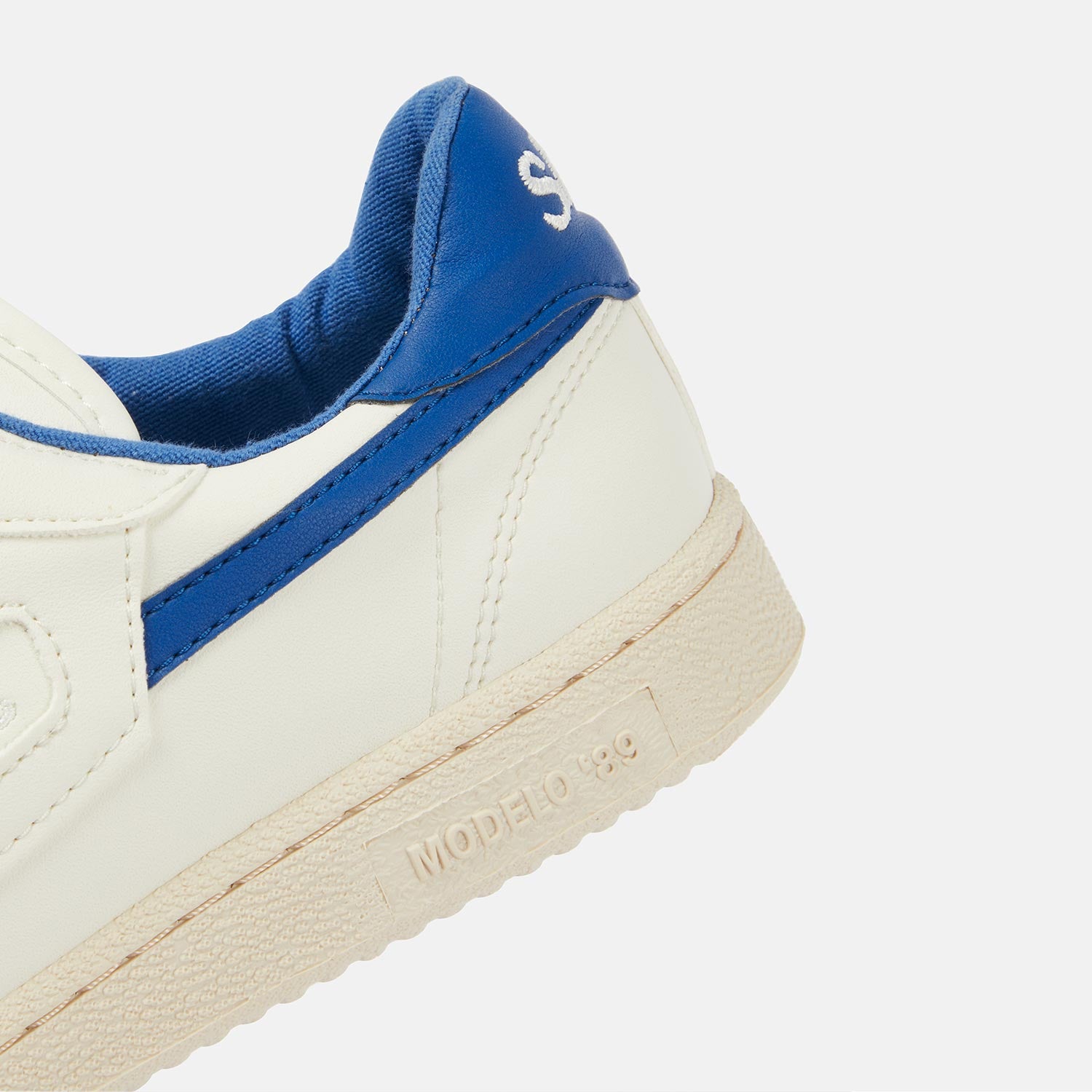 saye-m89-icon-retro-sneaker-navy image 6