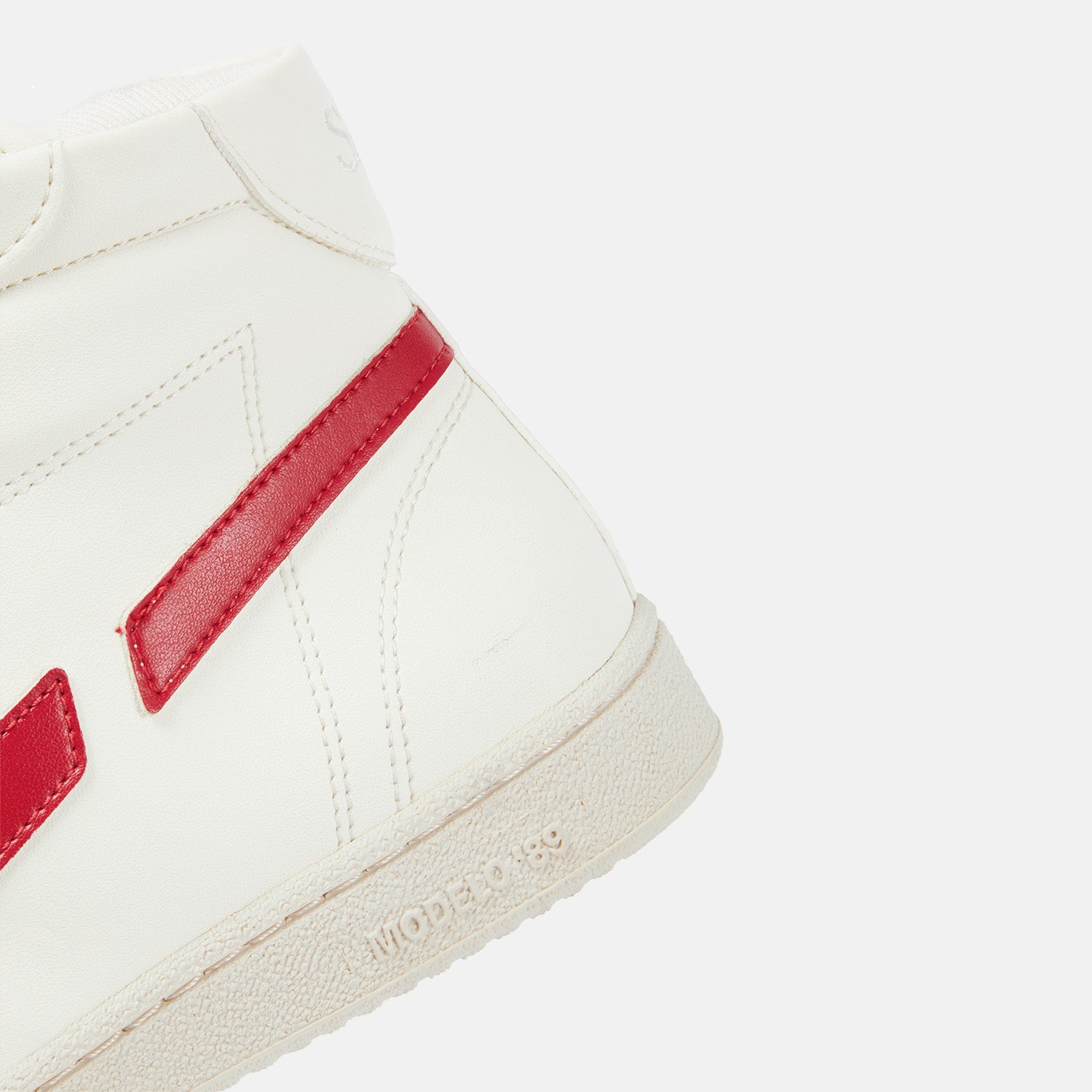 saye-m89-high-apple-sneaker-scarlet-vegan image 6