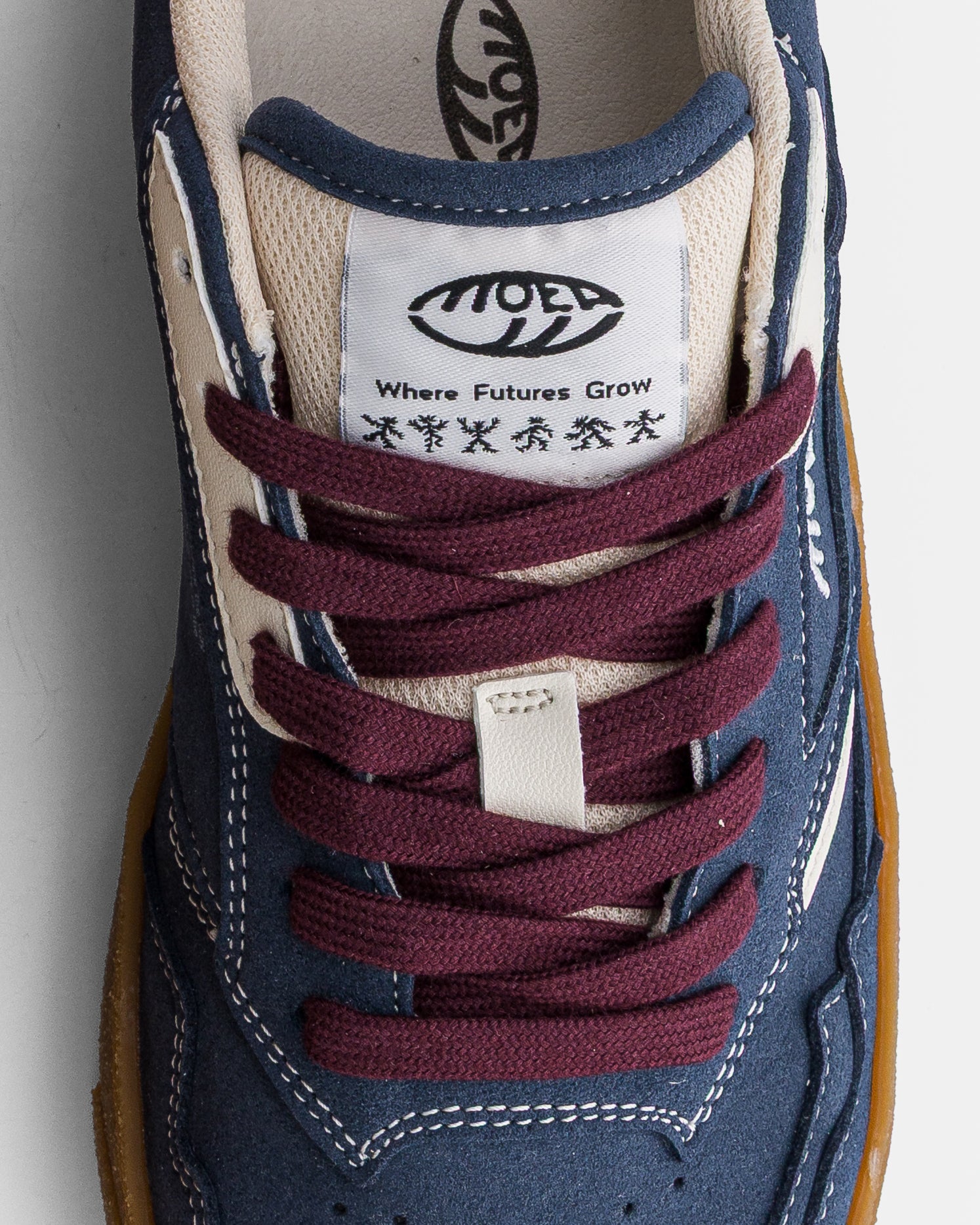 moea-origin-low-vegane-sneaker-night-suede-beige-grapes image 4