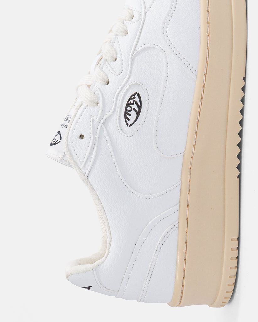 moea-canyon-full-white-corn-sneaker image 6
