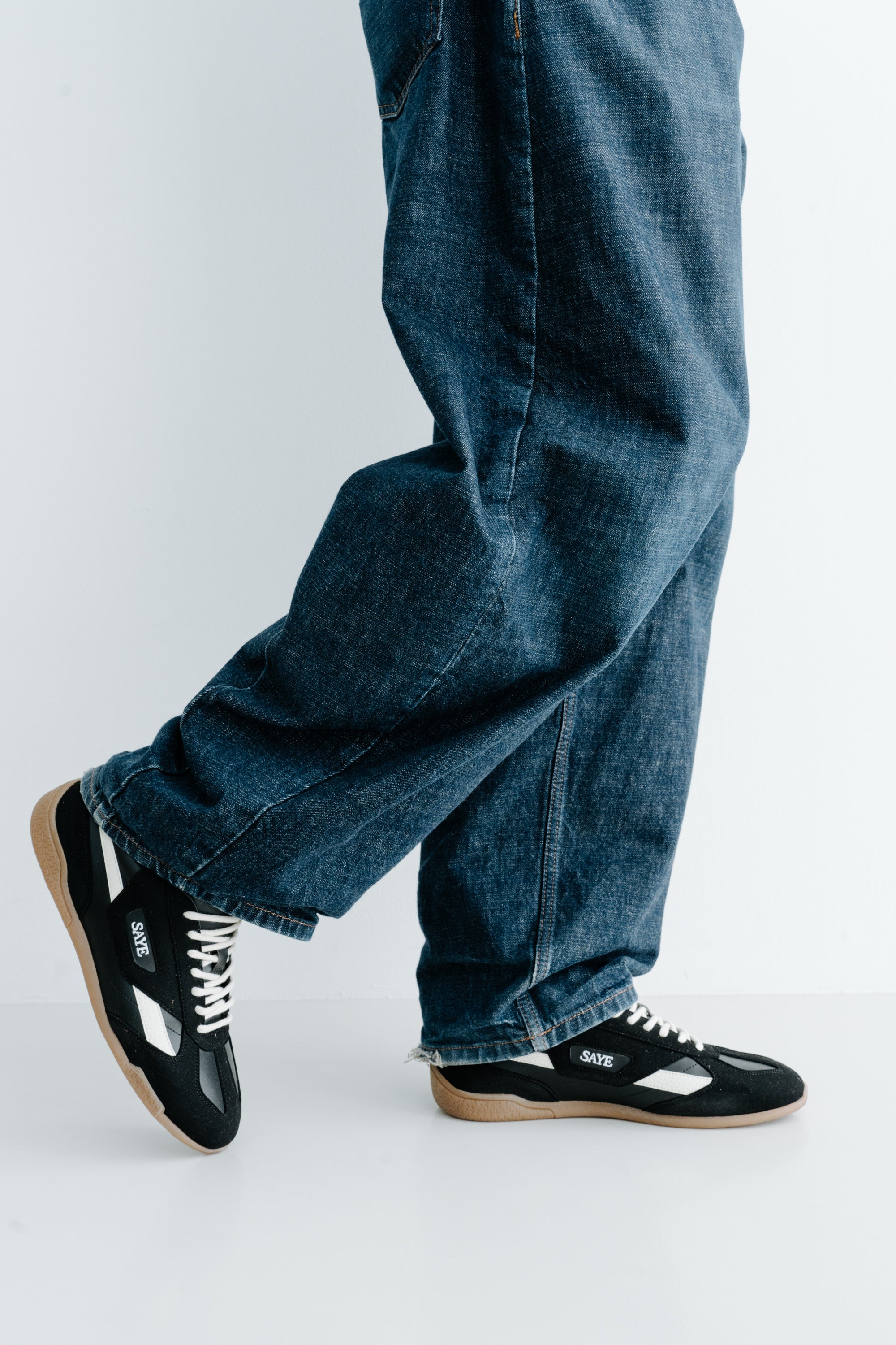 saye-m26-dawn-vegane-sneaker-schwarz-wei-lignify image 5