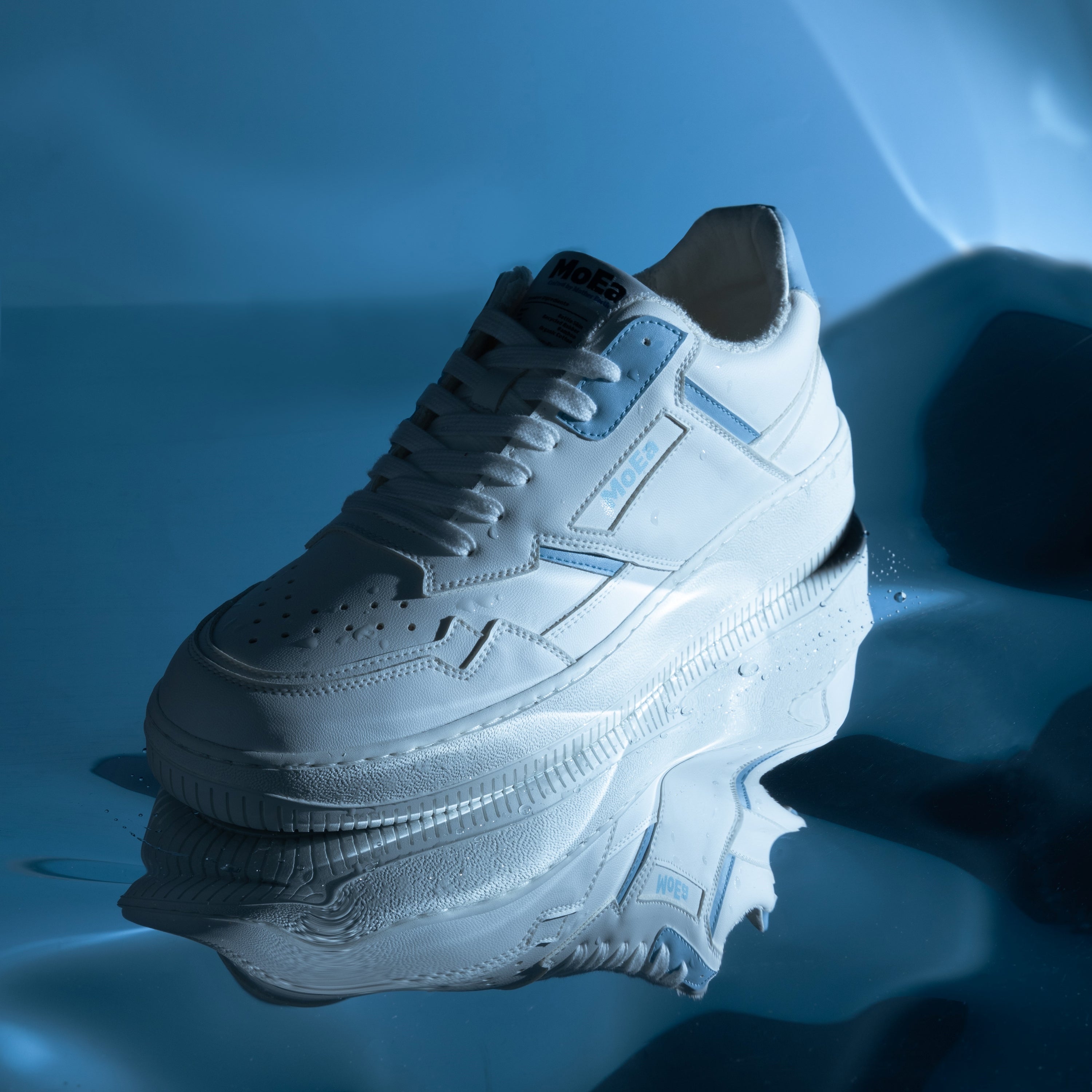 moea-gen1-pet-bottle-white-sky-blue-sneaker image 6