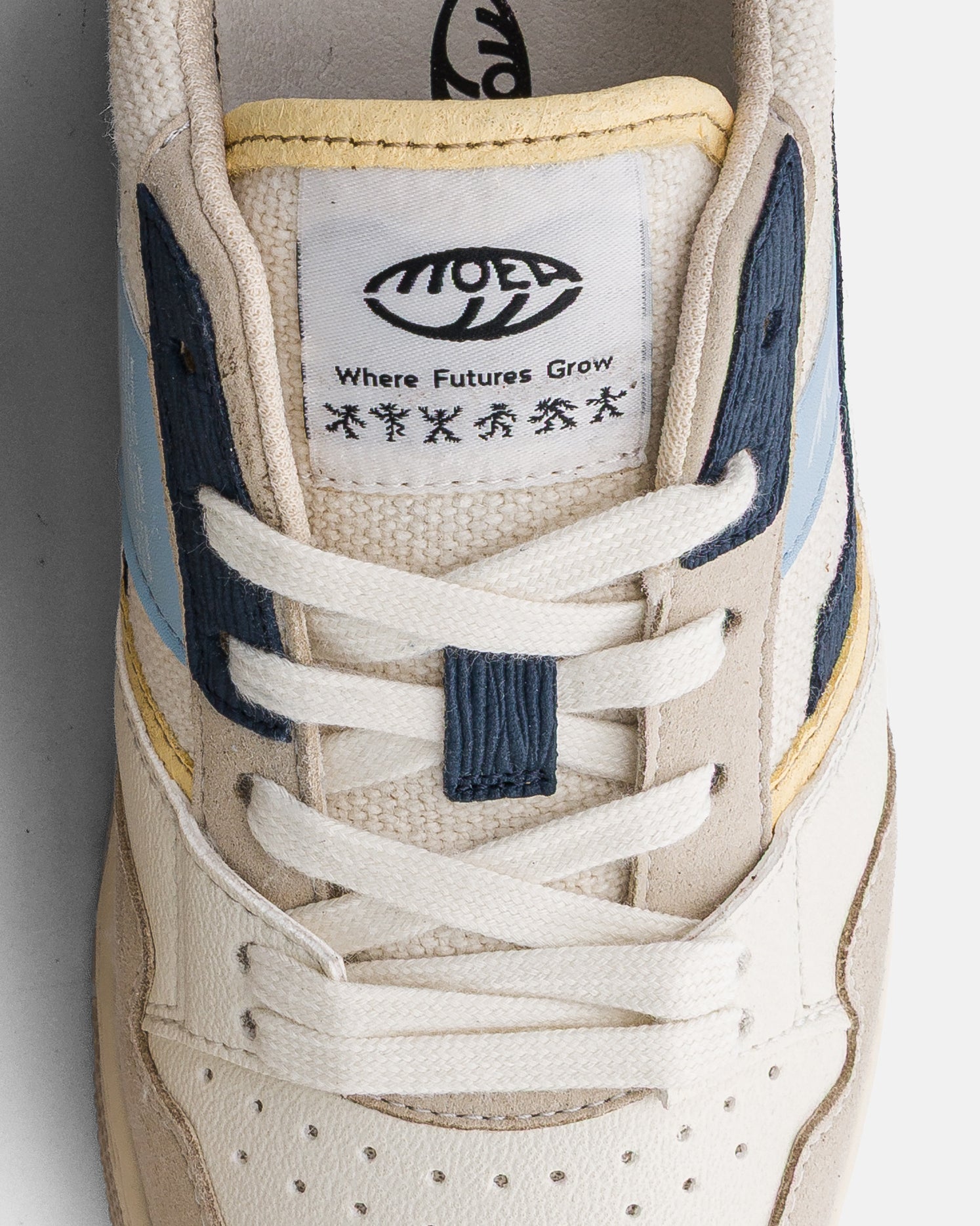 moea-echo-sunburst-mushroom-vegan-sneaker-unisex image 3