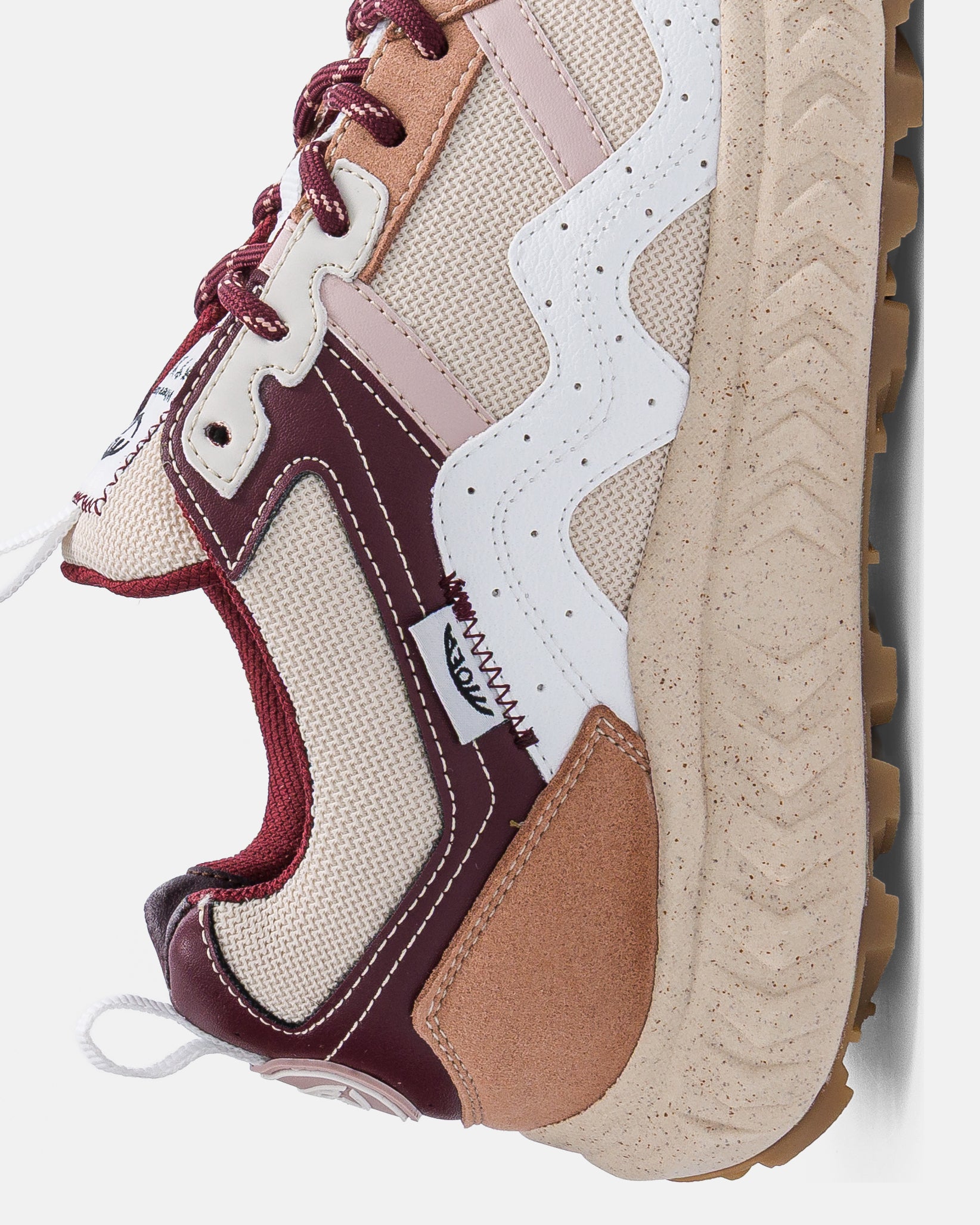moea-dune-beige-wine-grapes-vegane-sneaker image 2