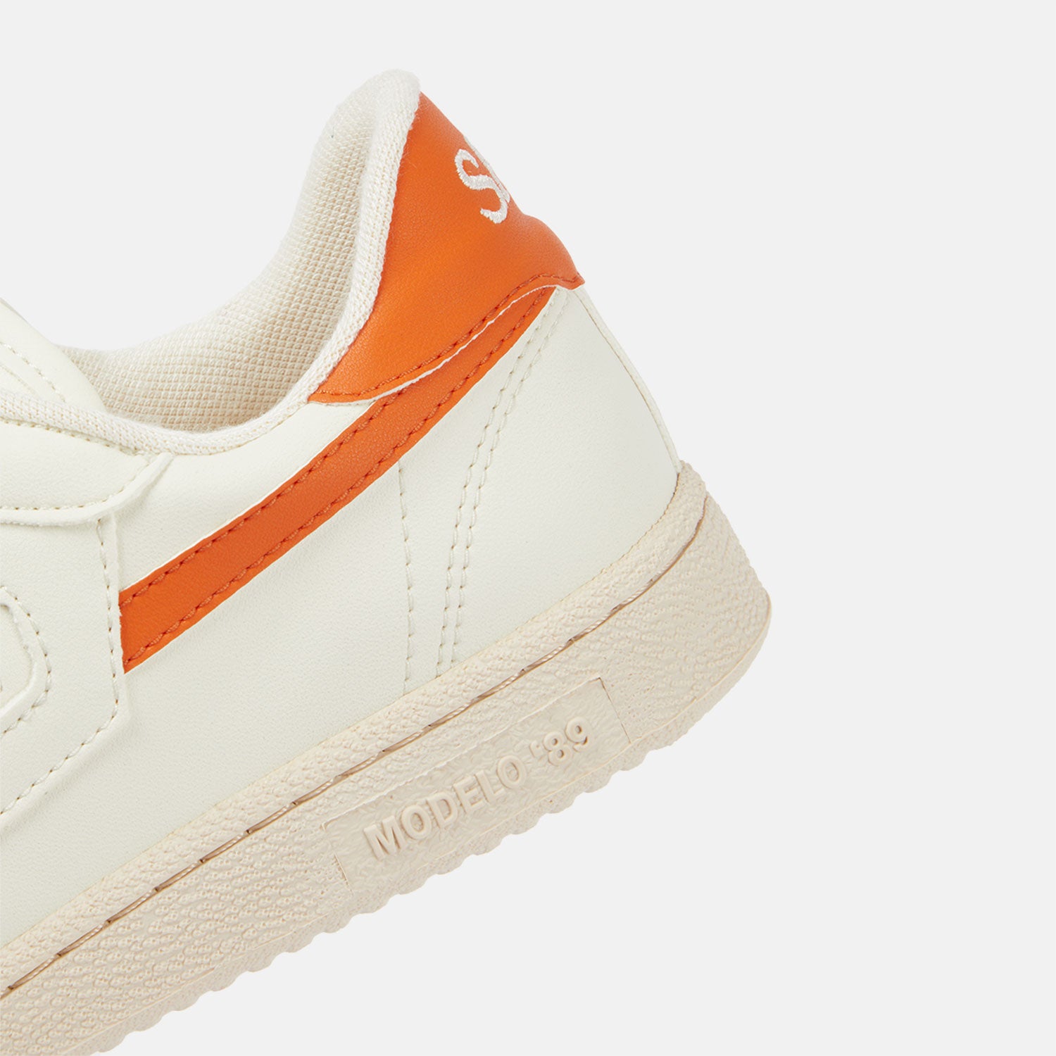 saye-m89-icon-sneaker-mapple image 6