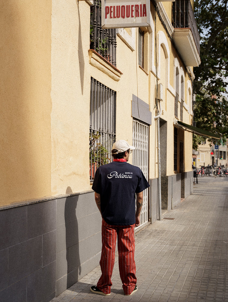 saye-born-in-poblenou-t-shirt-midnight-unisex image 7