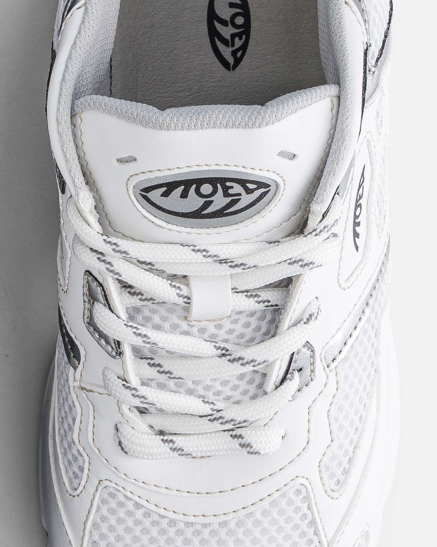 moea-rush-white-silver-apple-veganer-sneaker-herren image 4
