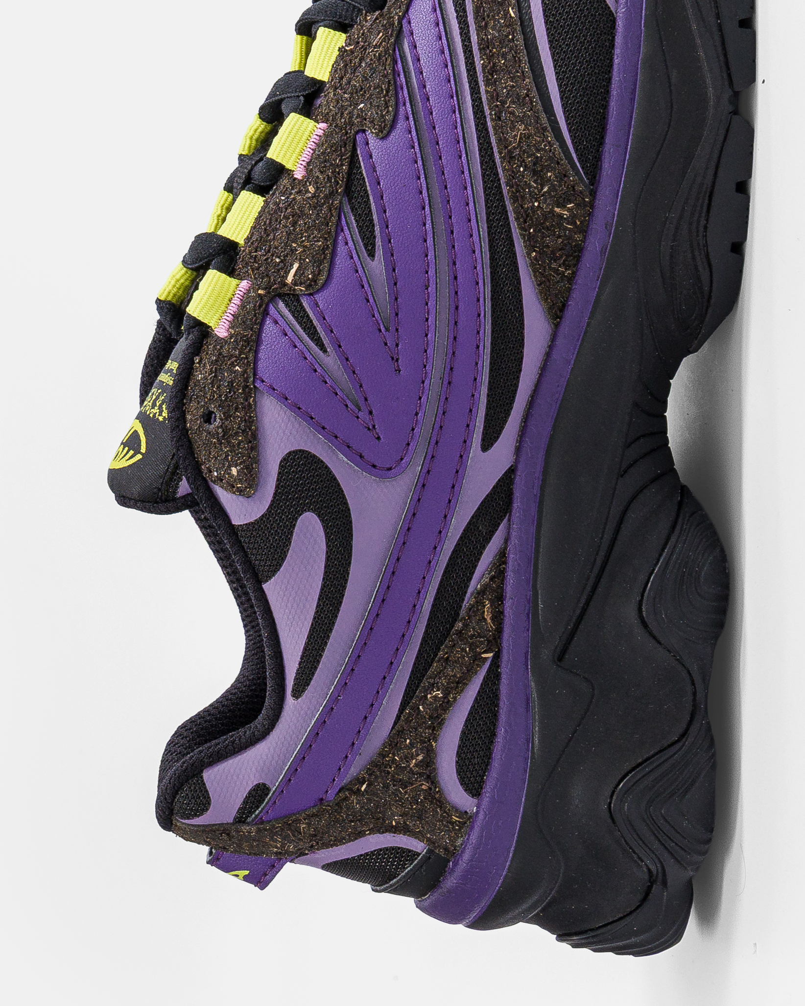 moea-dragonfly-black-purple-seaweed-vegane-sneaker image 6